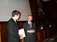 Rob Dickinson receives the Sir William Siemens Medal from Alan Wood, CEO of Siemens plc