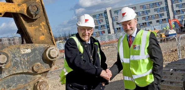 Dr Alan Reece (left) and Professor Mike Gregory