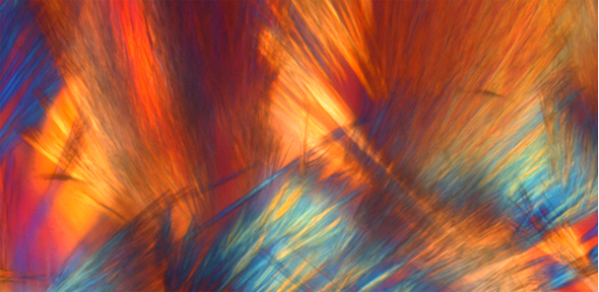 Fans of devitrite crystals