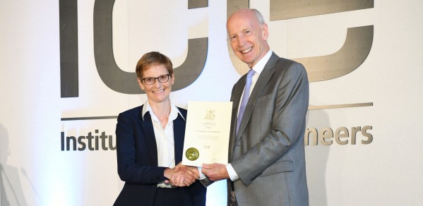 Professor Janet Lees receives her fellowship certificate from ICE President Professor Lord Robert Mair