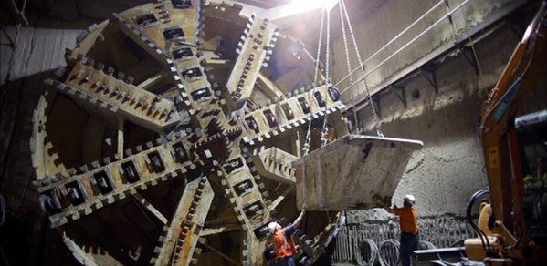 8m diameter tunnelling machine