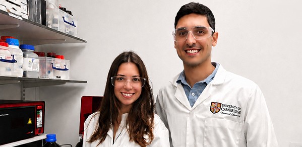 Dr Amparo Güemes and Dr Ruben Ruiz-Mateos Serrano