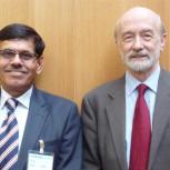  Dr Devi Singh, Director of IIM Lucknow, with Professor Sir Mike Gregory, Director of the IfM