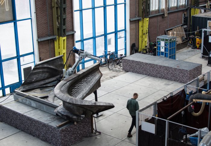 The bridge being printed. Image: Olivier de Gruijter